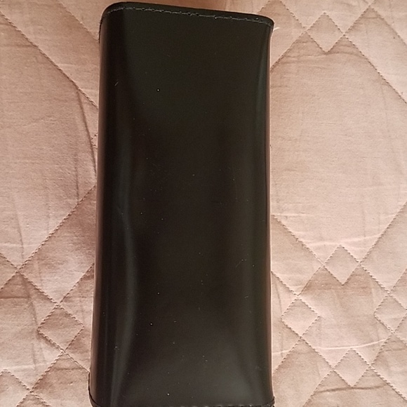 Sun Glasses case - Picture 3 of 3